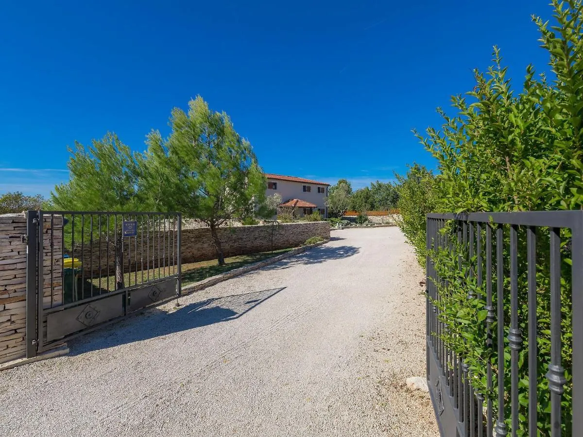 Villa Histria 1 By Interhome Cabrunici