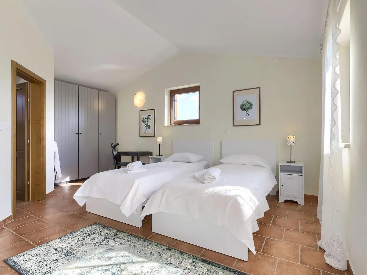Villa Histria 1 By Interhome Cabrunici