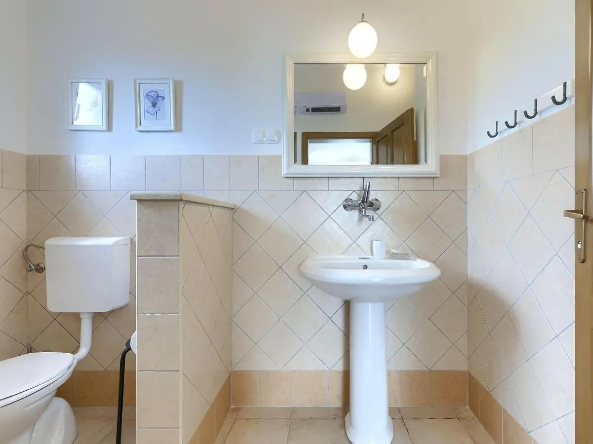 Villa Histria 1 By Interhome Cabrunici